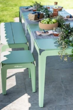 Hocker Bended Stool, RAL 6021 Blassgrün -Optimal Einrichtungs Geschäft hocker bended stool 4