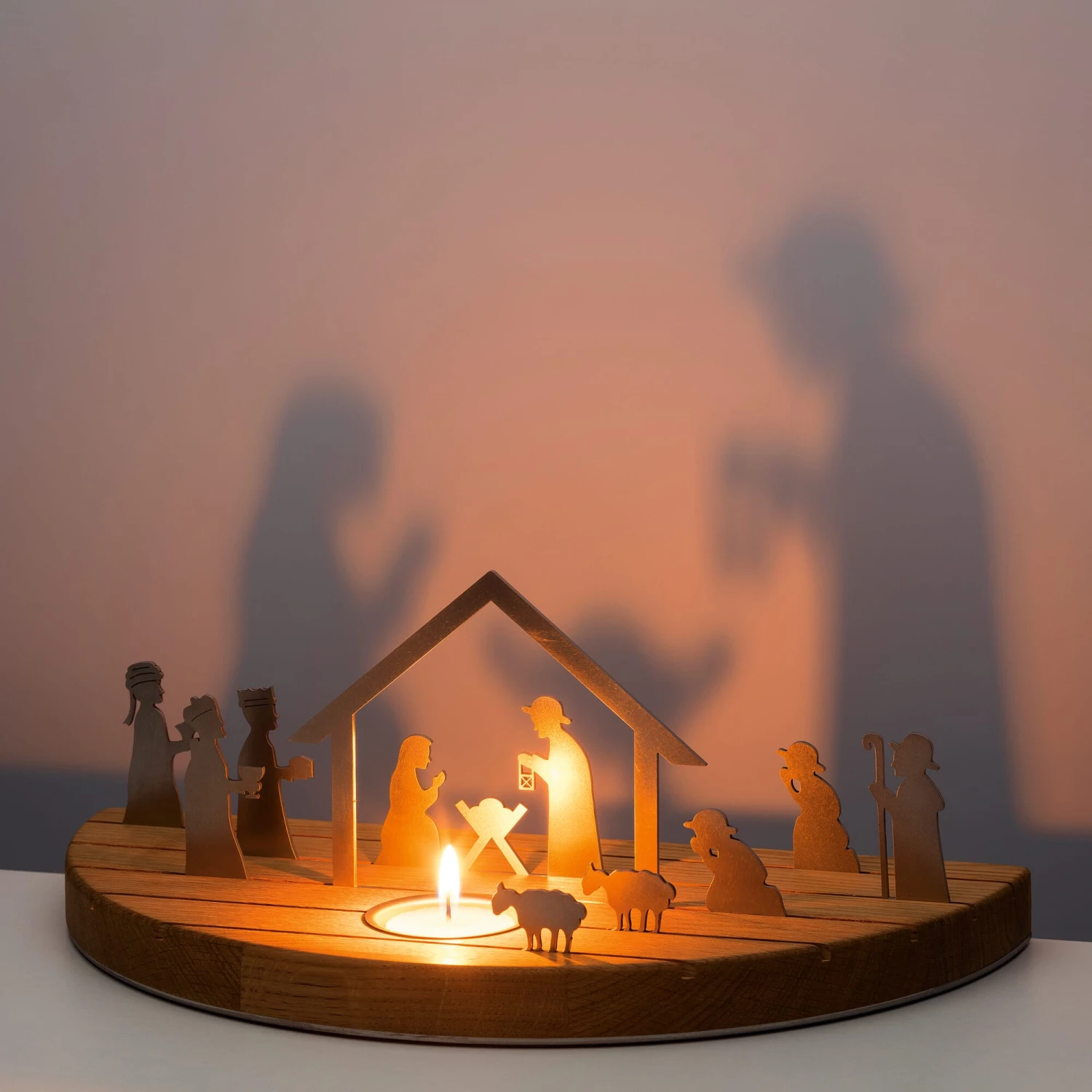 Weihnachtskrippe Edelstahl, Eiche 4 Weihnachtskrippe Edelstahl, Eiche – Bild 4